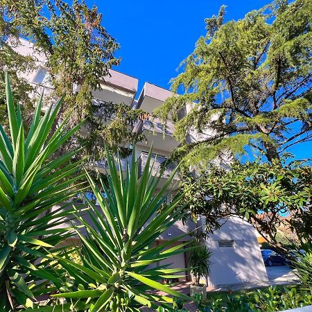 Lovely Apartment A Due Passi Dal Mare Rimini Ngoại thất bức ảnh