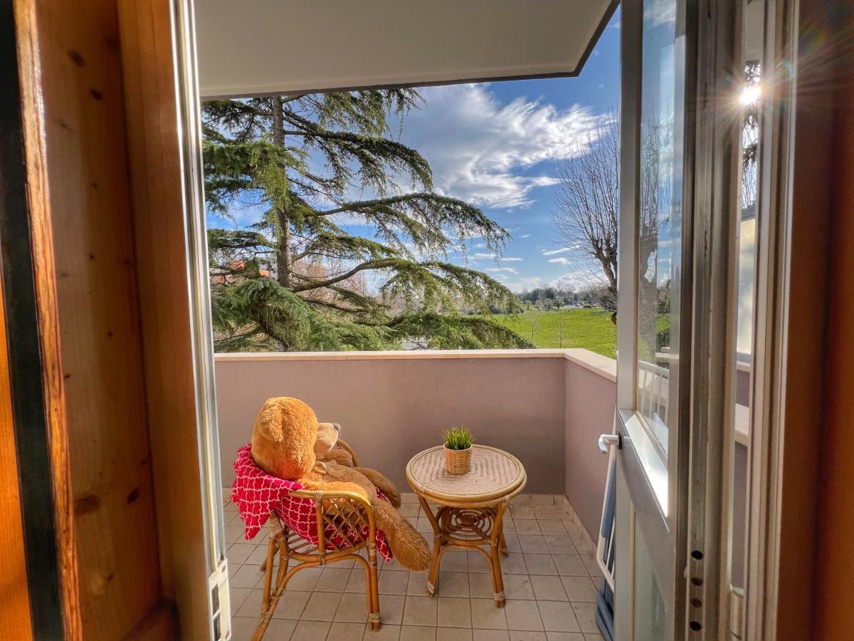 Lovely Apartment A Due Passi Dal Mare Rimini Ngoại thất bức ảnh