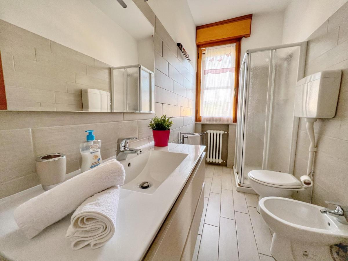 Lovely Apartment A Due Passi Dal Mare Rimini Ngoại thất bức ảnh